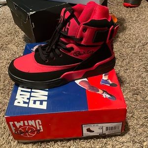Ewing 33 Hi US Size 12 Black & Red
